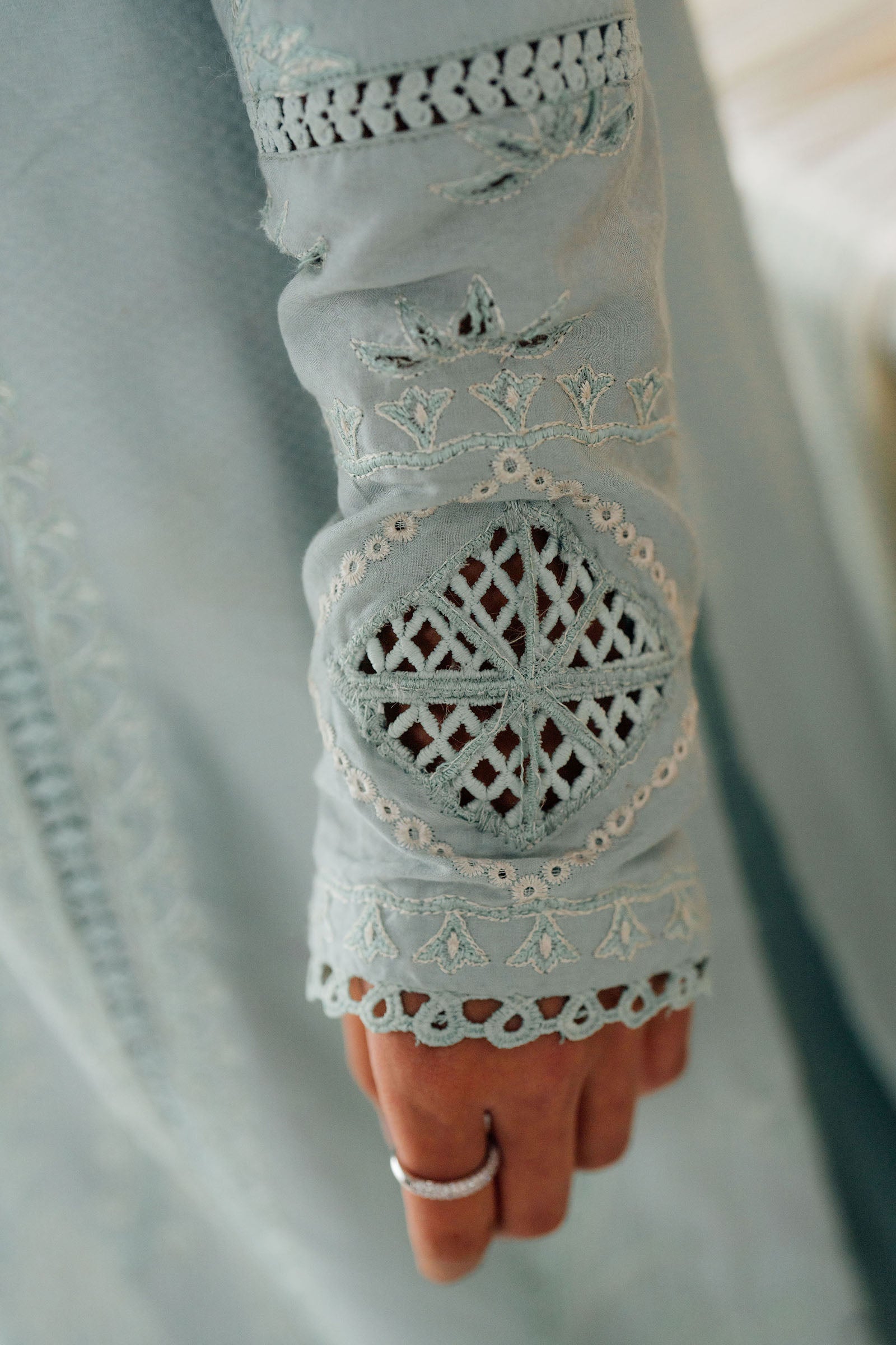 MINTIQUE